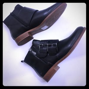 CLARKS CHELSEA BOOTS OR MONK BOOTS SIZE 11